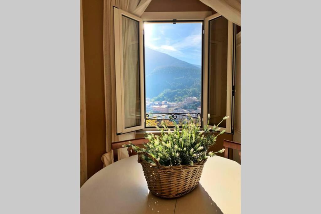 Casa Flea - Holiday Apartment With 2 Bedrooms Gualdo Tadino Eksteriør bilde